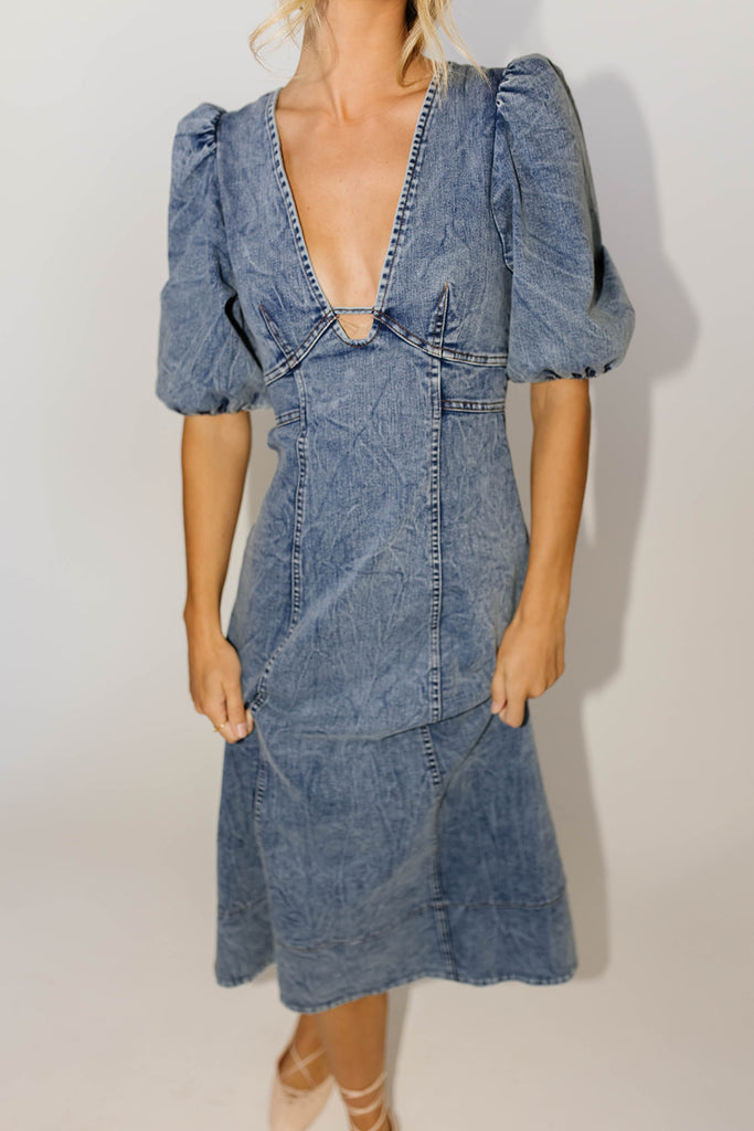 sara beth denim midi dress *restocked*