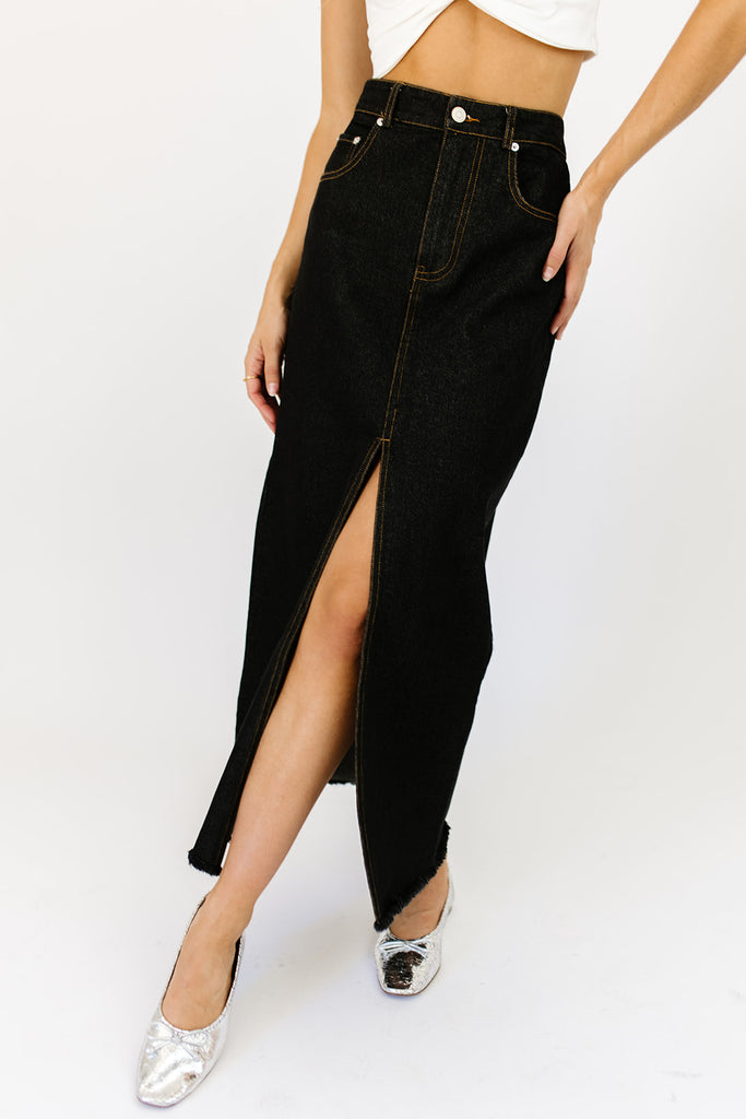 make way denim maxi skirt // black