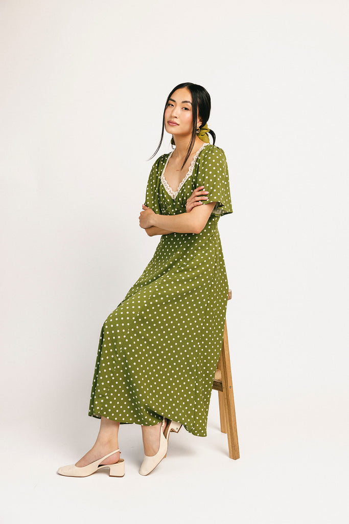 please hold polka dot dress // green
