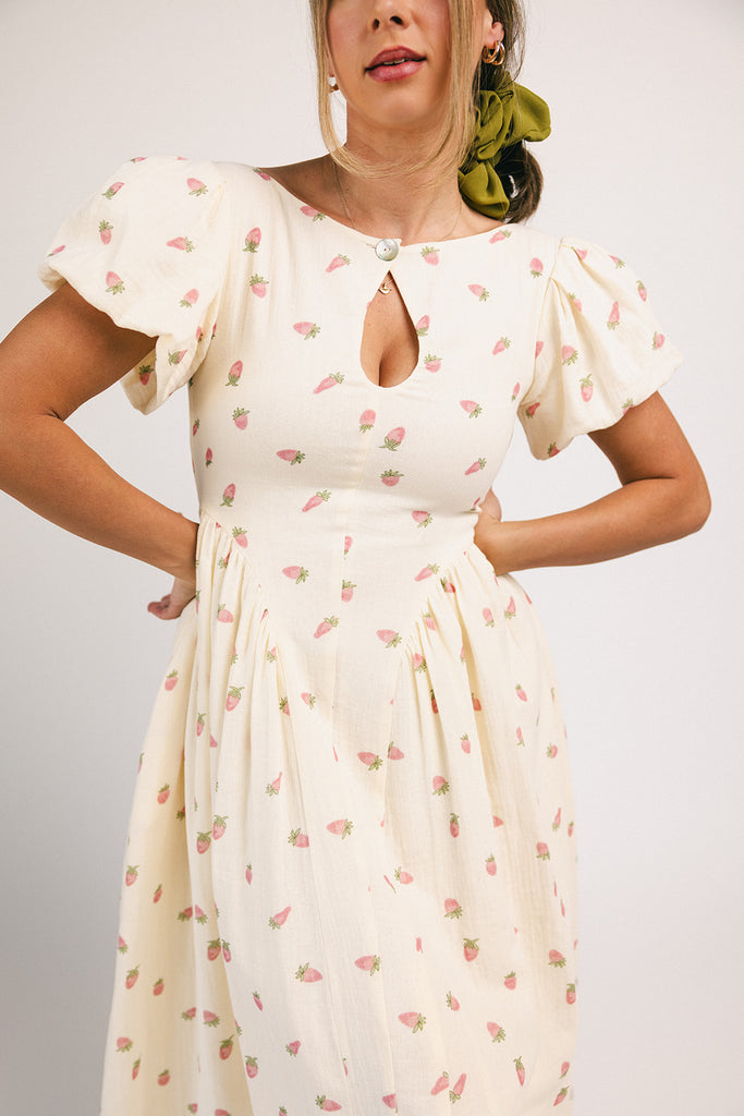 marloe midi dress // strawberry bliss *zoco exclusive*