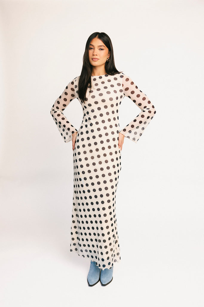 long sleeve polka dot maxi dress. perfect for date nights, cocktail parties, + fancy dinners.