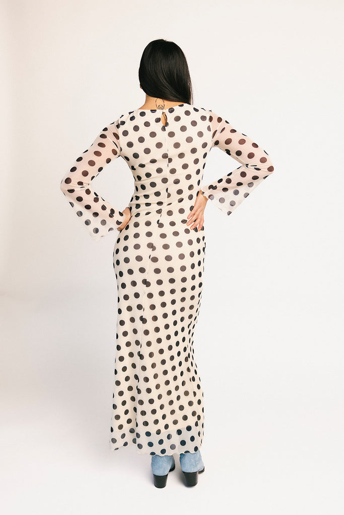 long sleeve polka dot maxi dress. perfect for date nights, cocktail parties, + fancy dinners.