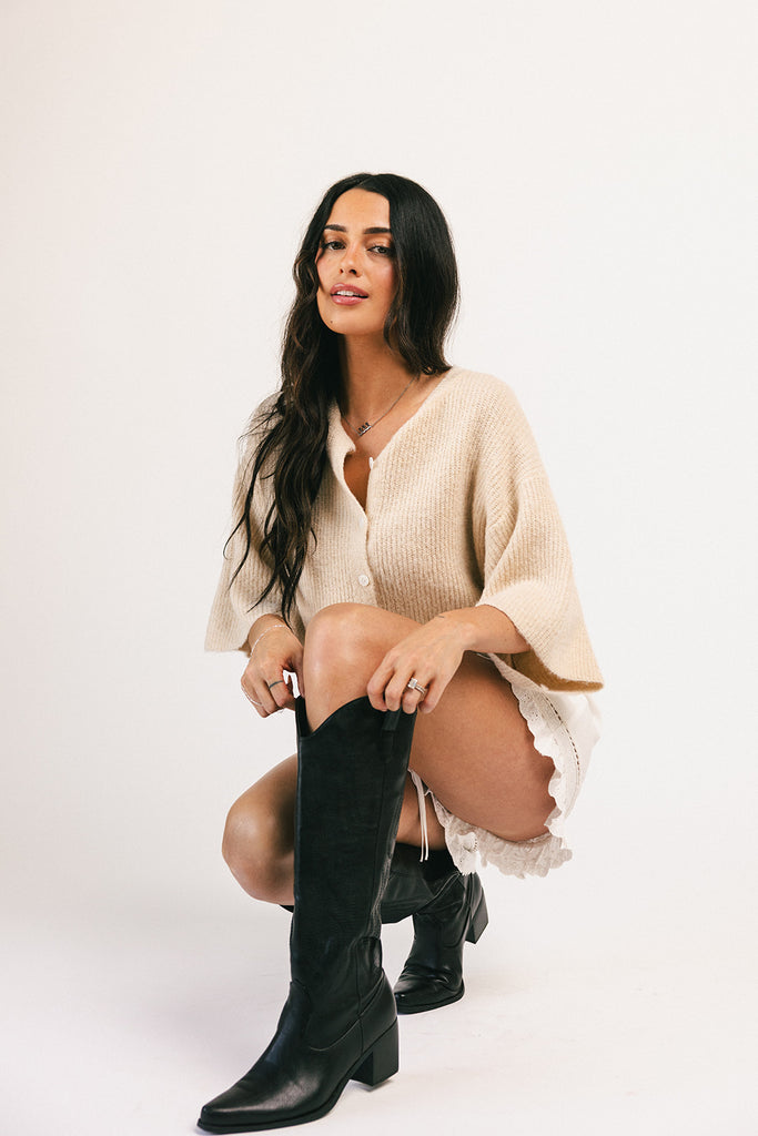 pretty little shorts // white *zoco exclusive*
