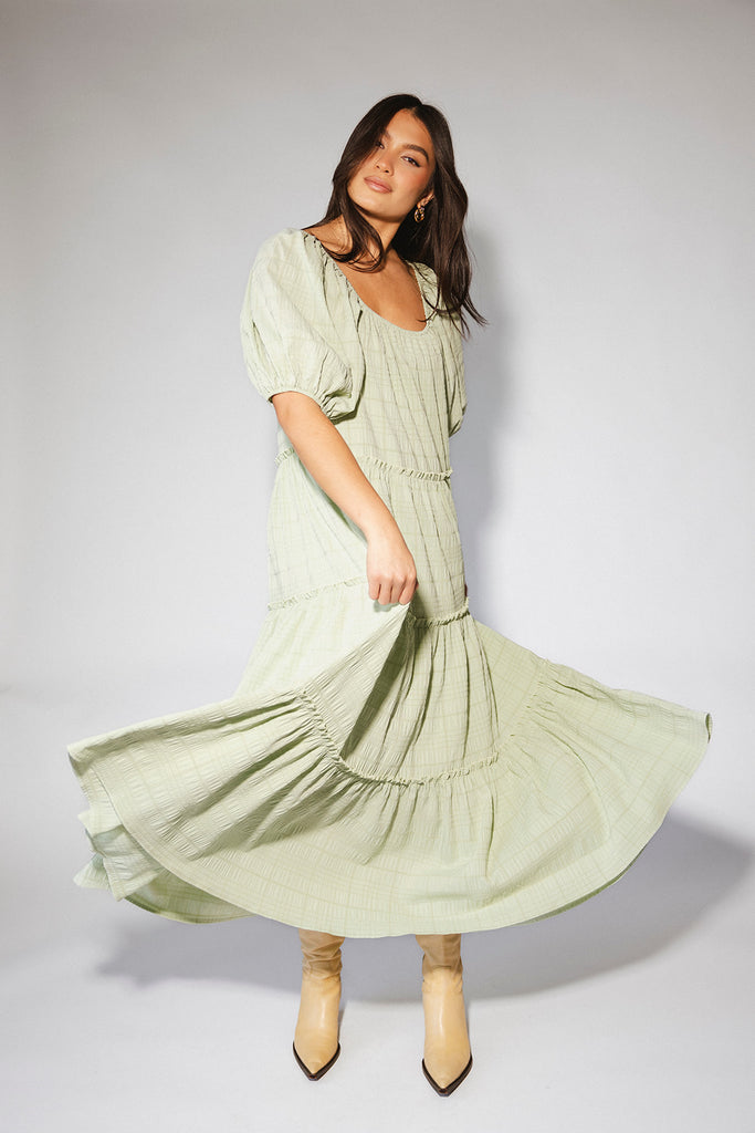 zoco daymaker dress: puff sleeve mint maxi dress with an elastic neckline. perfect for weddings, baby showers, + family pictures.