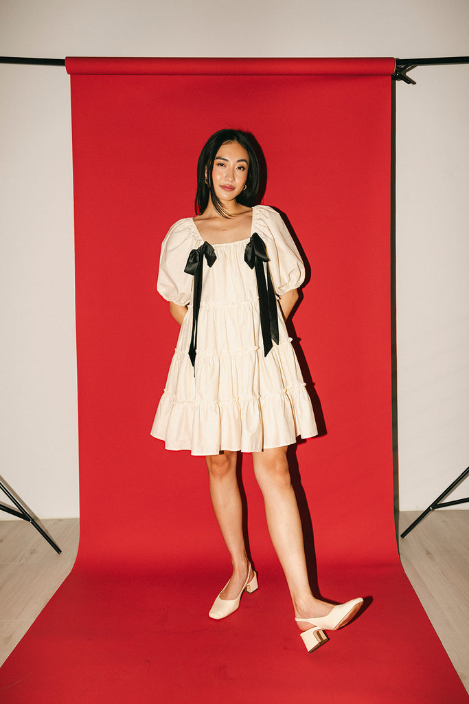 short daymaker dress // cream + bows *zoco exclusive*