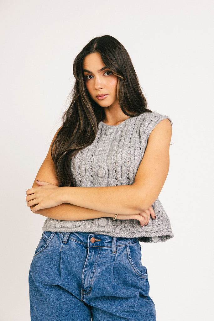 feeling feelings sweater vest // grey