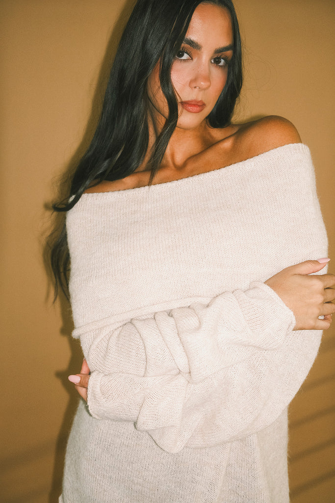 monroe cold shoulder sweater // oatmeal *zoco exclusive*