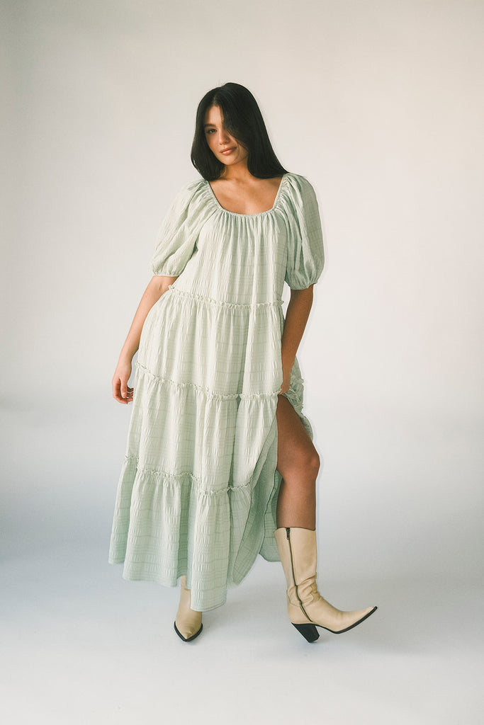 zoco daymaker dress: puff sleeve mint maxi dress with an elastic neckline. perfect for weddings, baby showers, + family pictures.