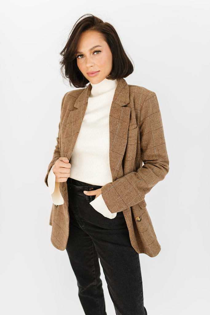 look out plaid blazer