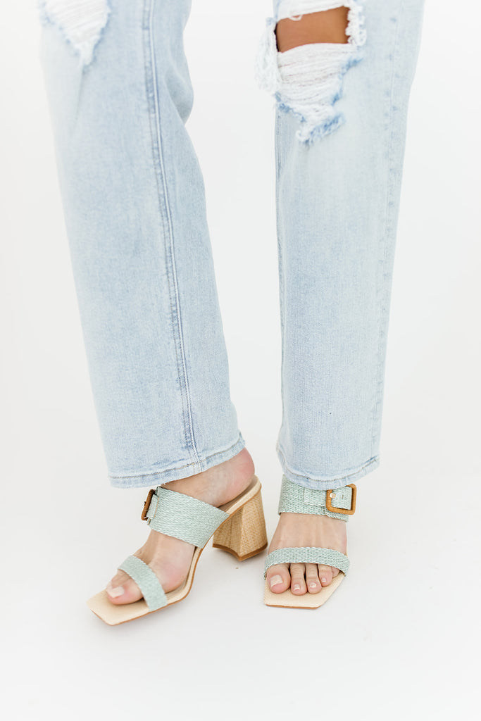 posy raffia slide in mint // dolce vita