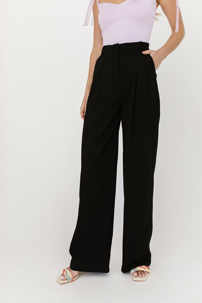 straight facts wide leg trouser