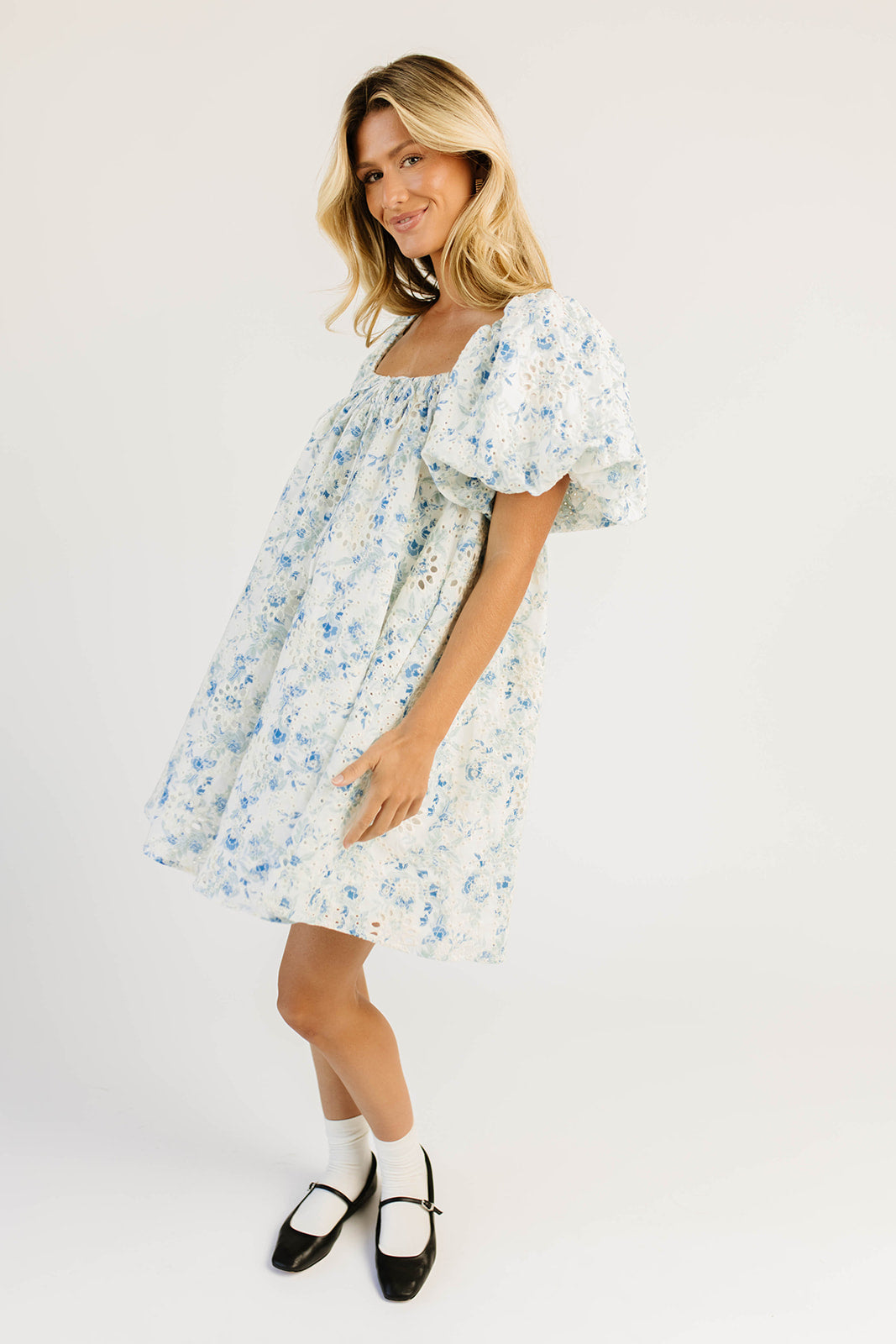 fresh blooms puff sleeve dress // blue *zoco exclusive* – shop zoco