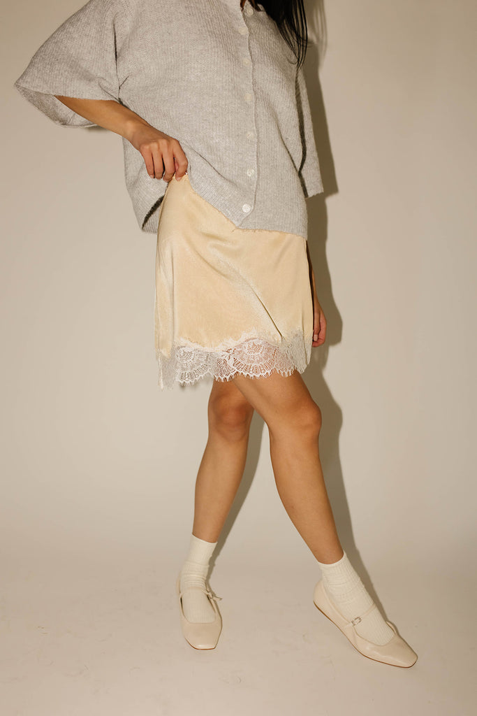 White satin skirt yellow hotsell