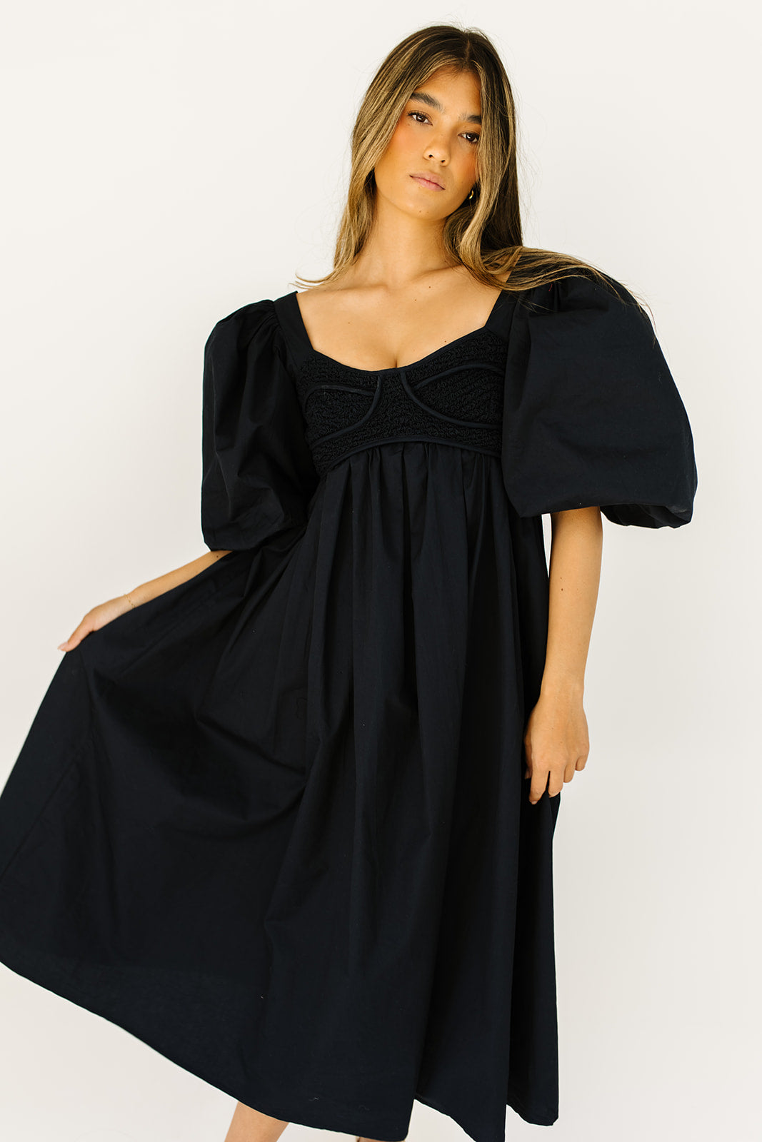gala midi dress // navy shop zoco