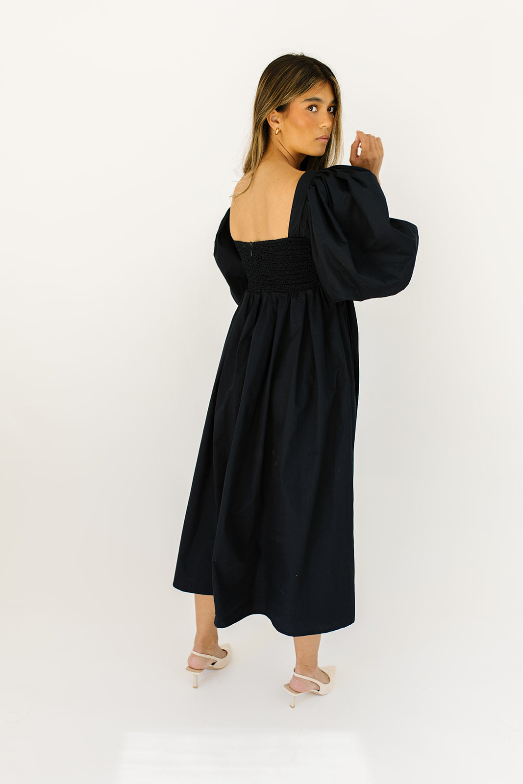 gala midi dress // navy shop zoco