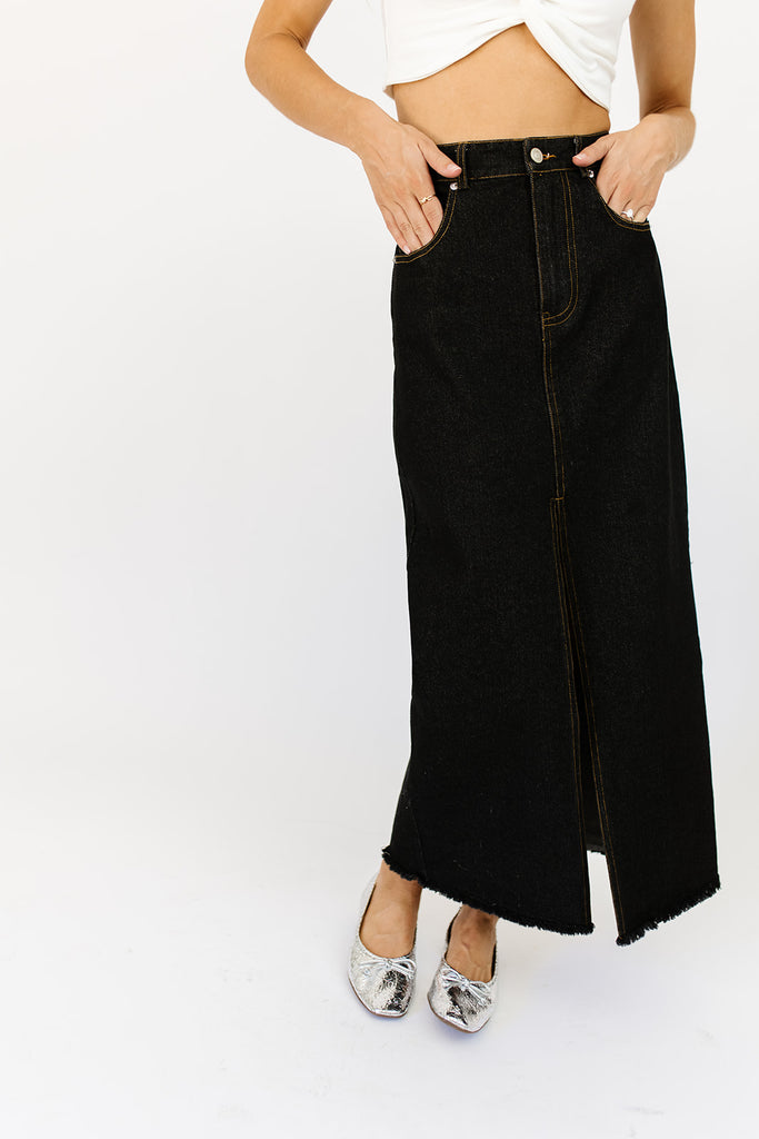 make way denim maxi skirt // black