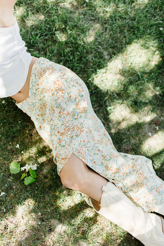 don't let go maxi skirt // floral