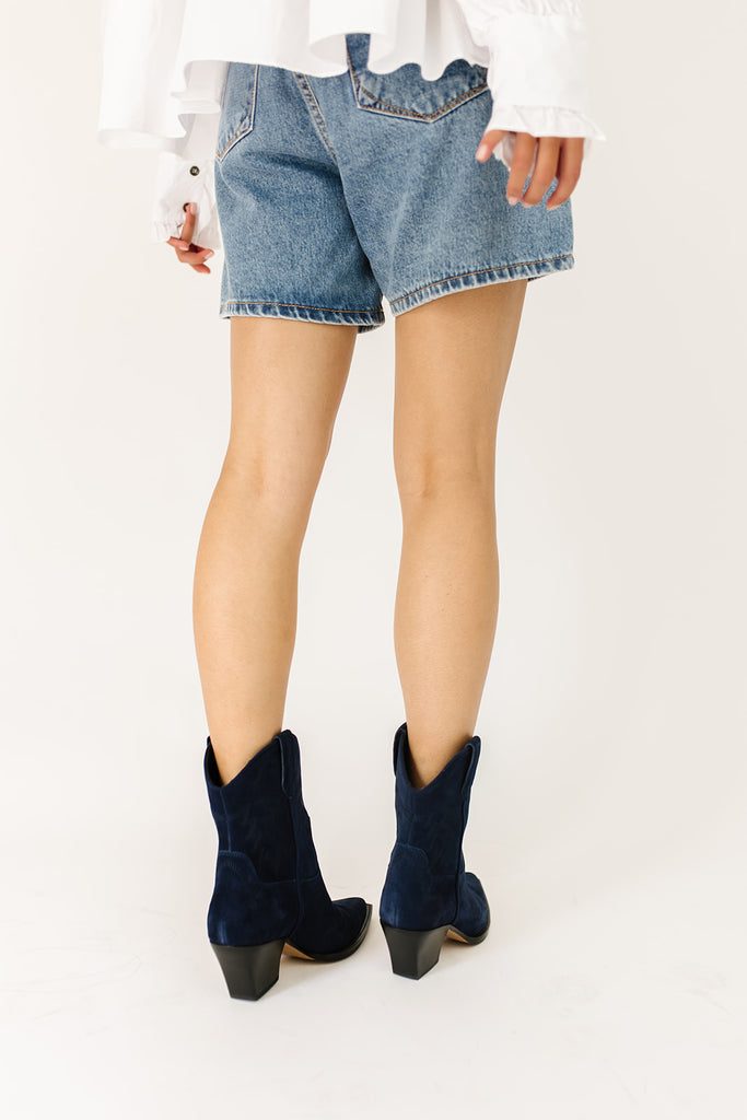 runa boots in royal blue suede // dolce vita