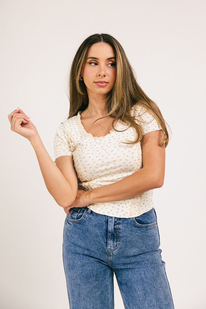 easy floral tee