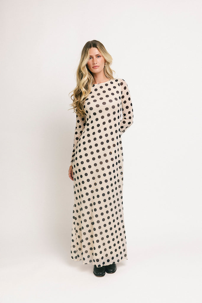 long sleeve polka dot maxi dress. perfect for date nights, cocktail parties, + fancy dinners.