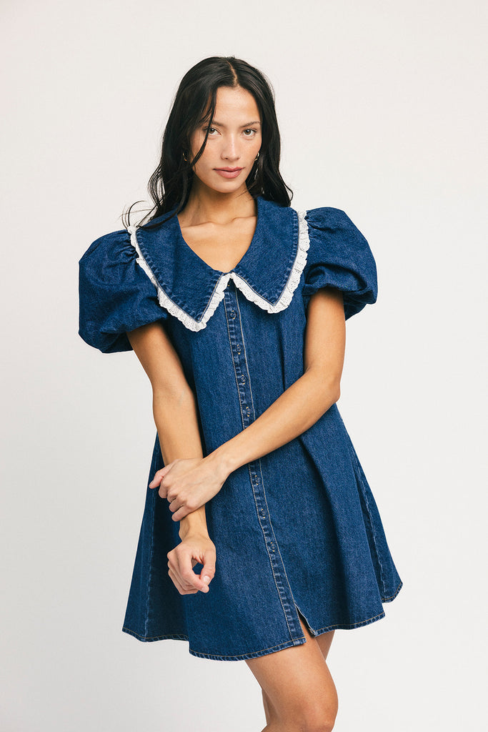 a puff sleeve denim dress with a lace trimmed collar detail. the perfect denim mini dress for date nights, family pictures, + everyday wear.
