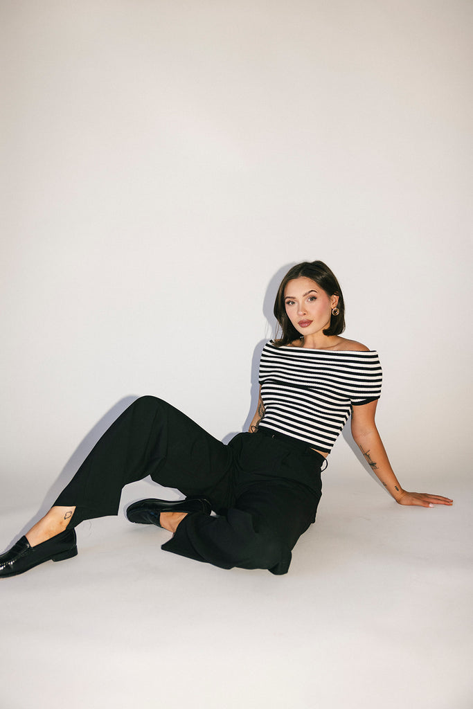 cold shoulder top // black + white
