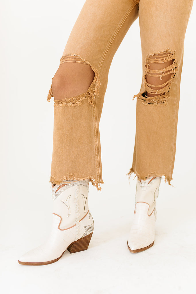 loral booties in ivory leather // dolce vita