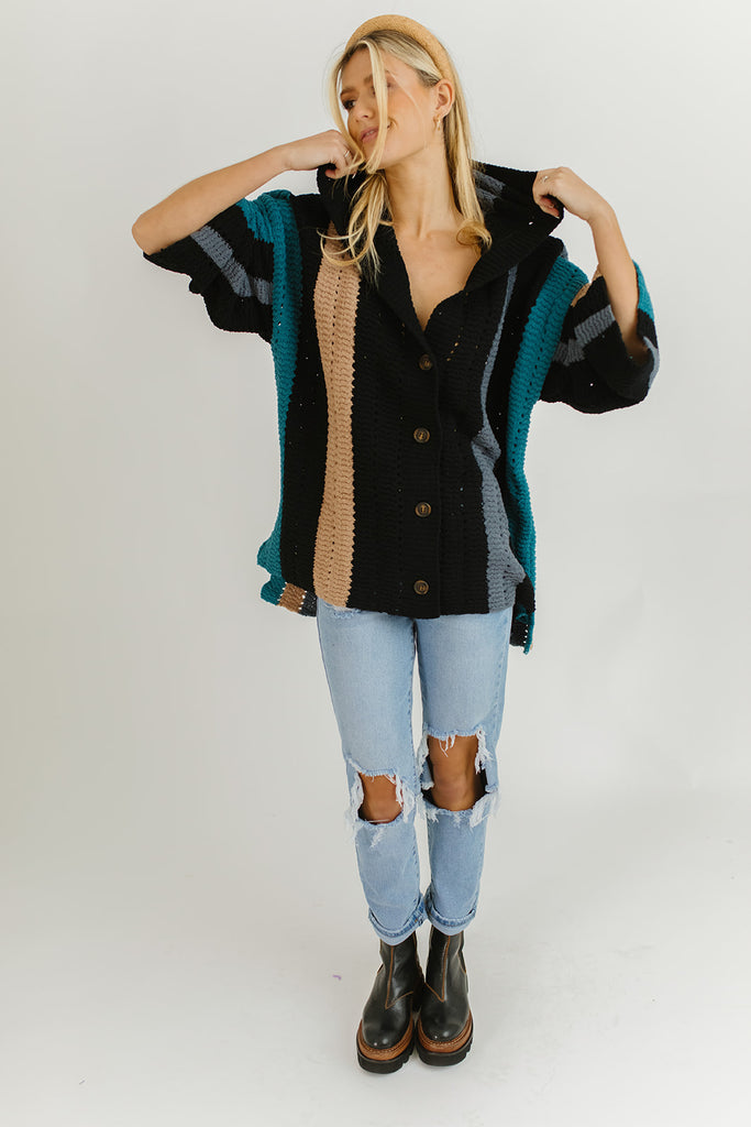 more is more button sweater // black