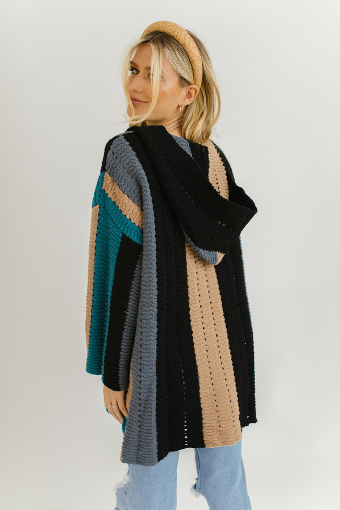 more is more button sweater // black
