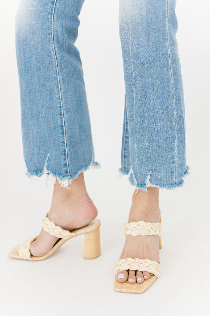 paily raffia heels in vanilla raffia // dolce vita