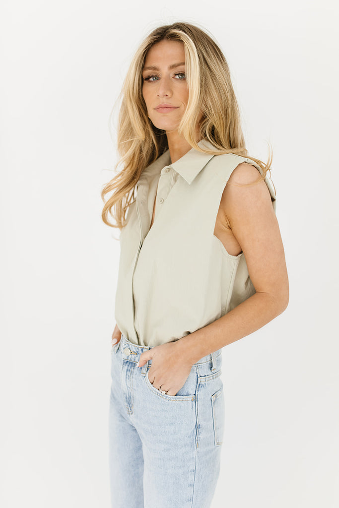 no days off vest // sage