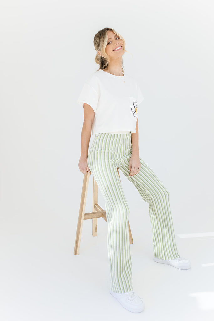 groove with me tee