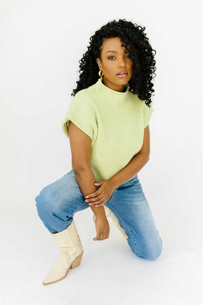 court mock neck top // lime