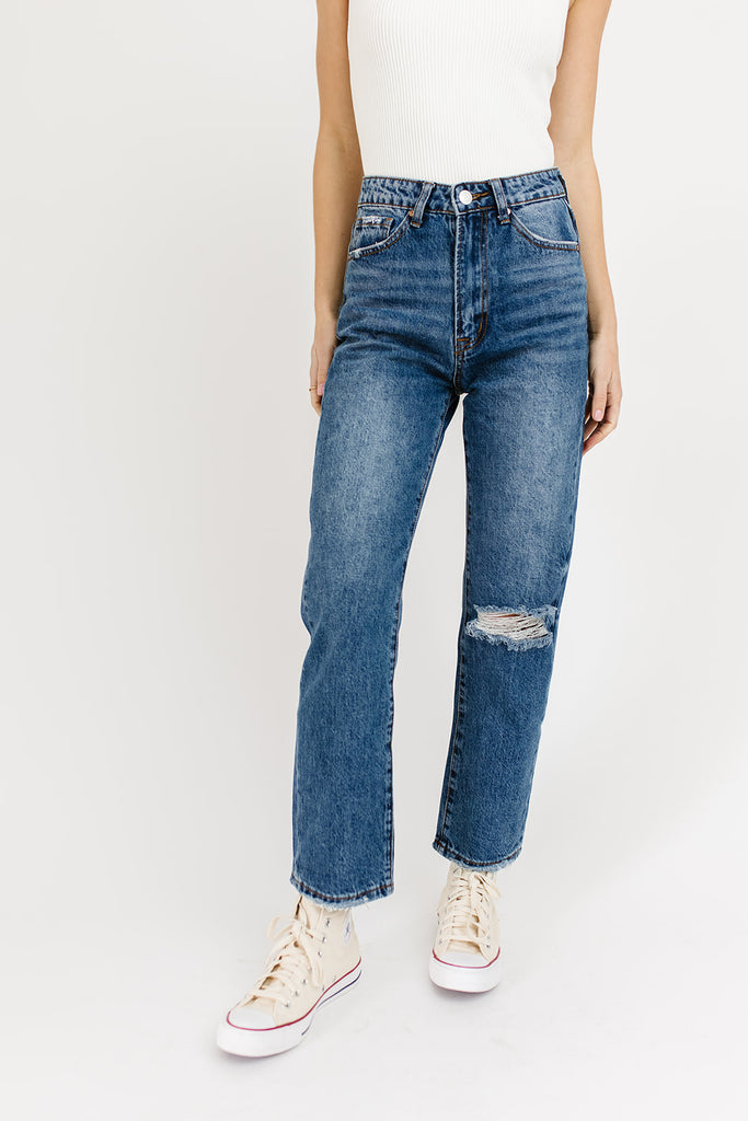 sicily distressed denim // medium wash