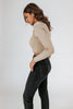 bea button top